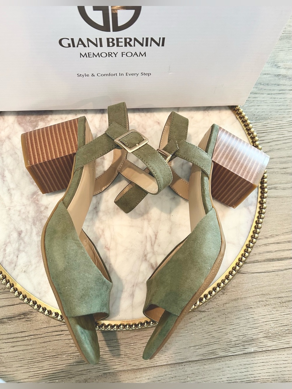 Giani Bernini Sage Suede Block Heel Sandals | SZ. 9.5 (NWB) - Picture 3 of 5
